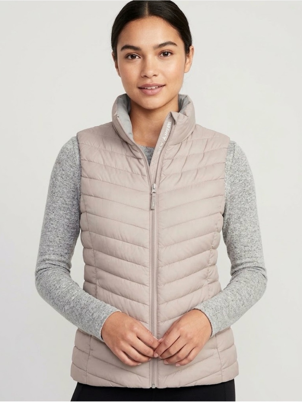 Old Navy Lightweight Quilted Zip-Up Puffer Vest